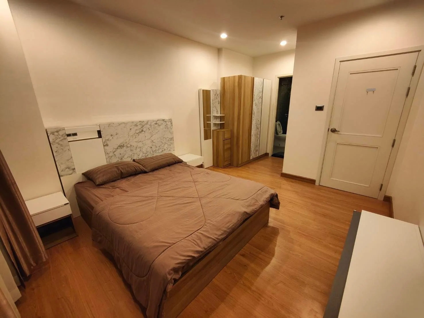 Property photos for Supalai Wellington 2