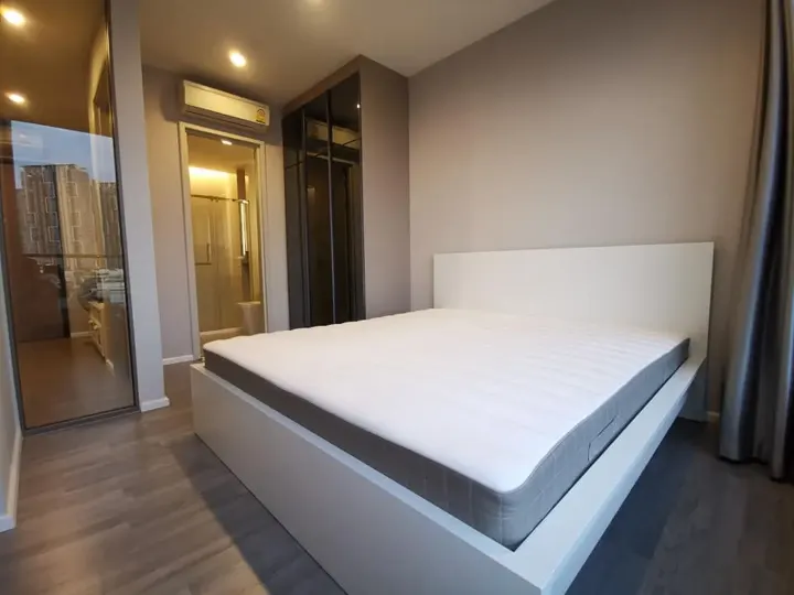 Property photos for The Room Sathorn - St.Louis