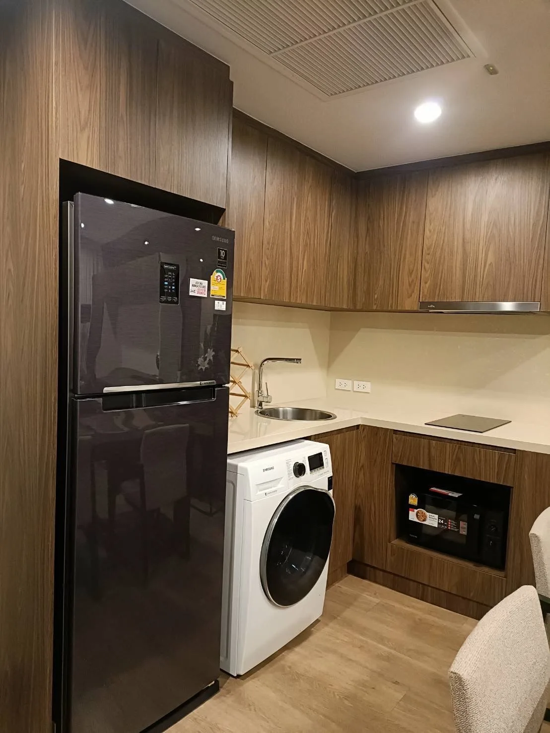 Property photos for Noble Above Wireless-Ruamrudee