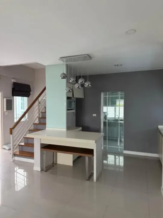 Property photos for Baan Manthana Rama 9 ??? Srinakarin