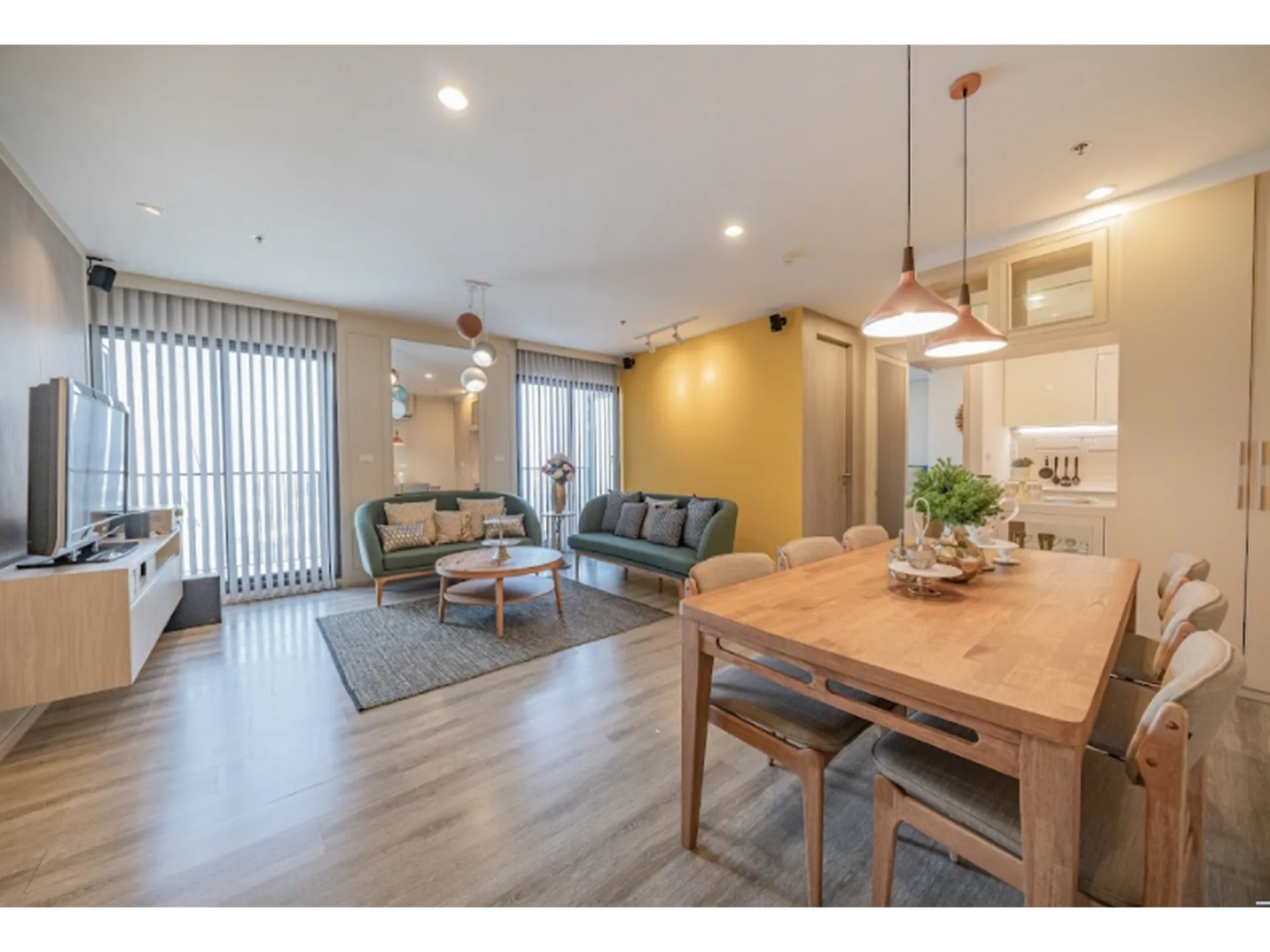 Property photos for Centric Ari Station
