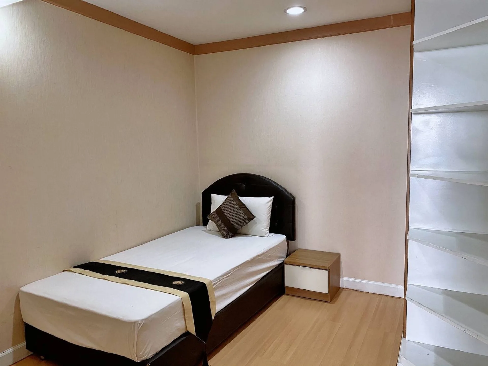 Property photos for The Waterford Diamond