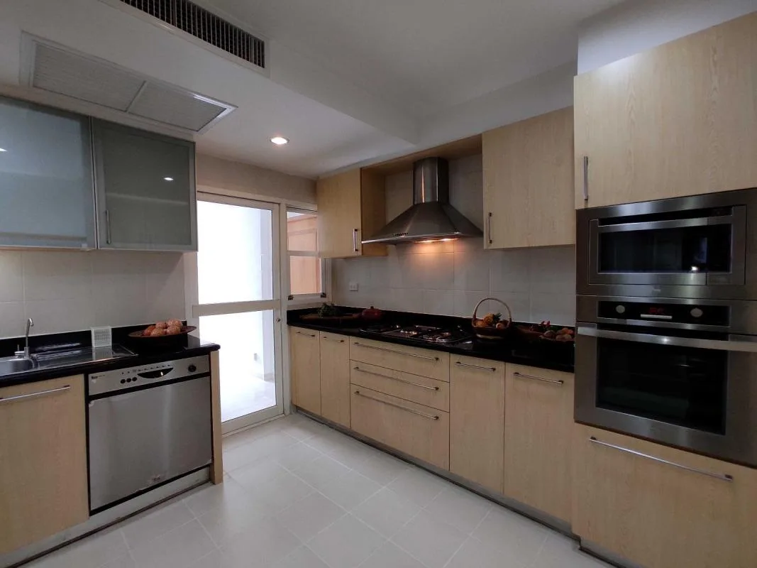 Property photos for GM Height