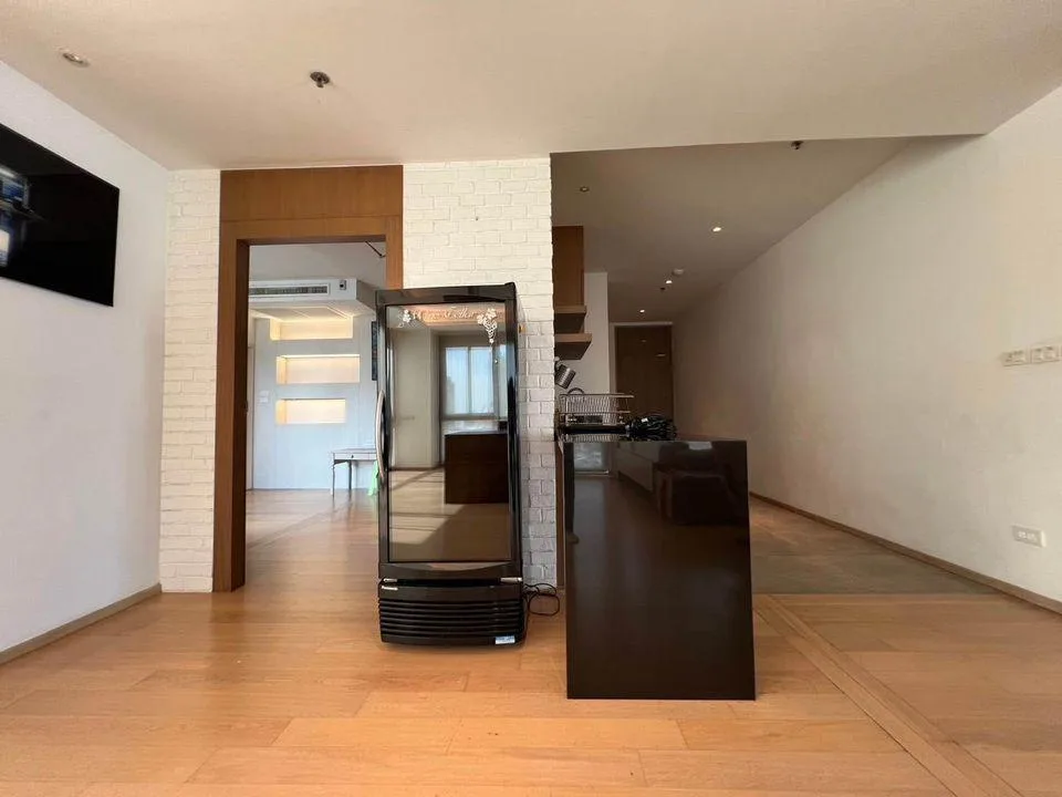 Property photos for Noble Reflex