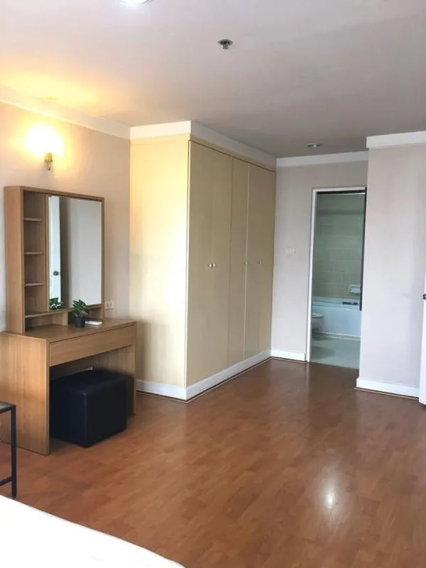 Property photos for The Waterford Diamond