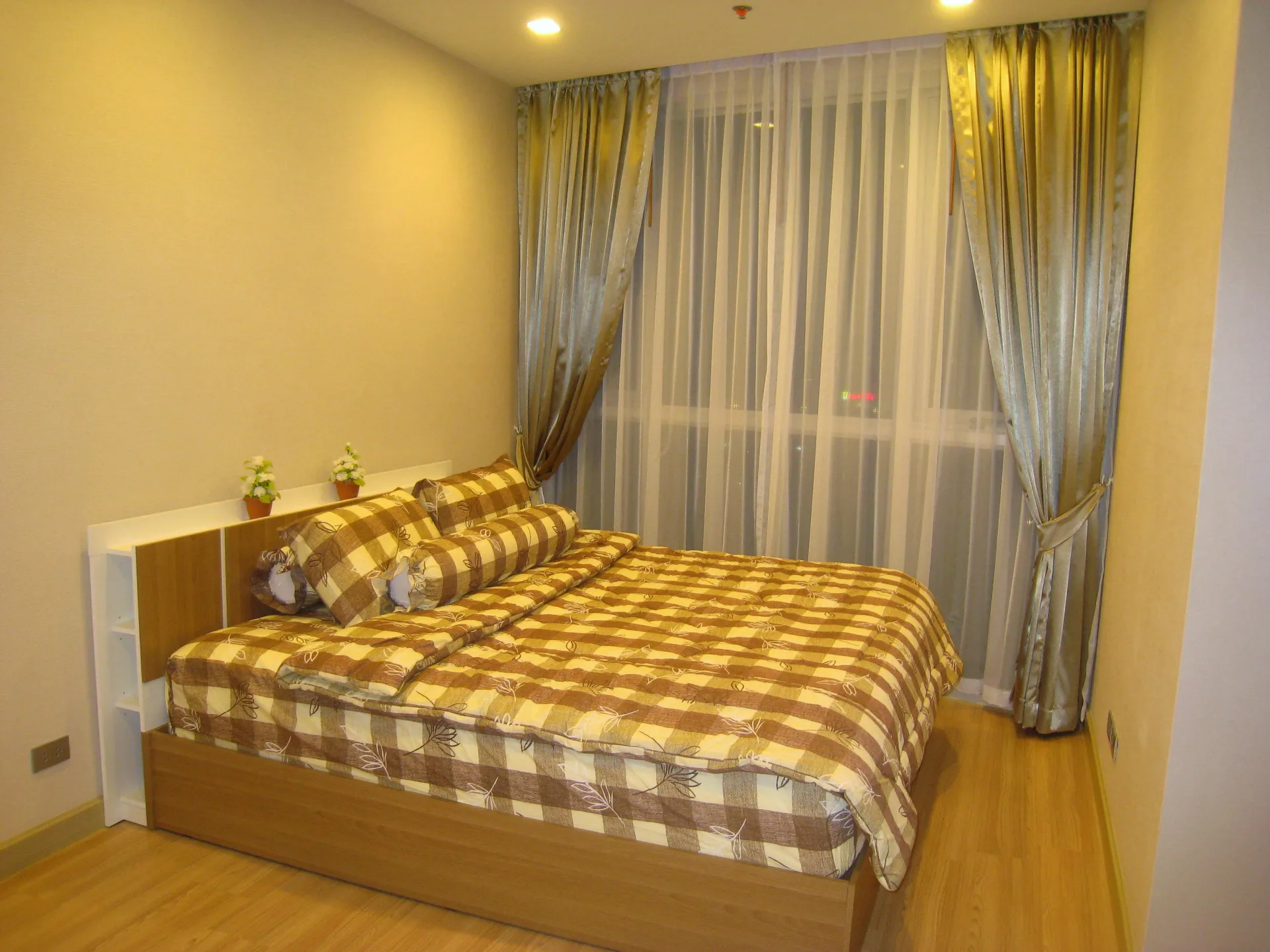 Property photos for Sky Walk Condominium