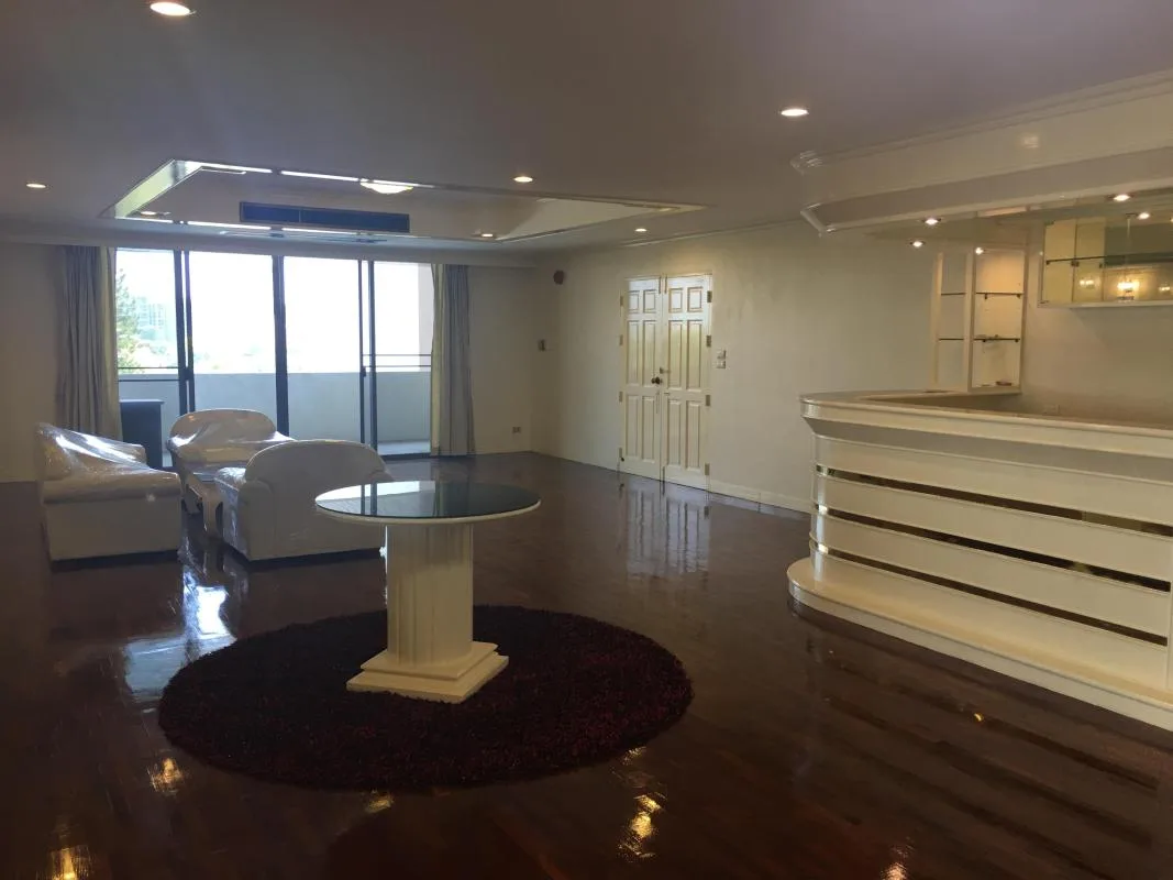 Property photos for Oriental Towers