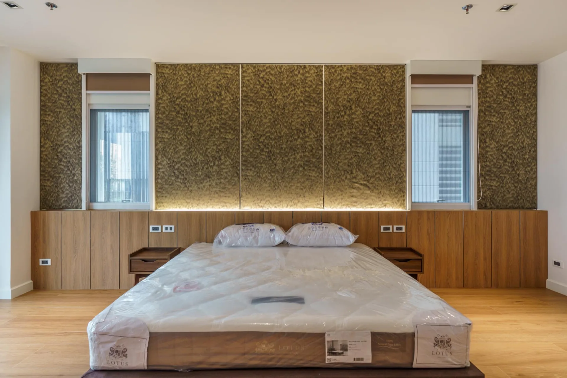 Property photos for 33 Tower