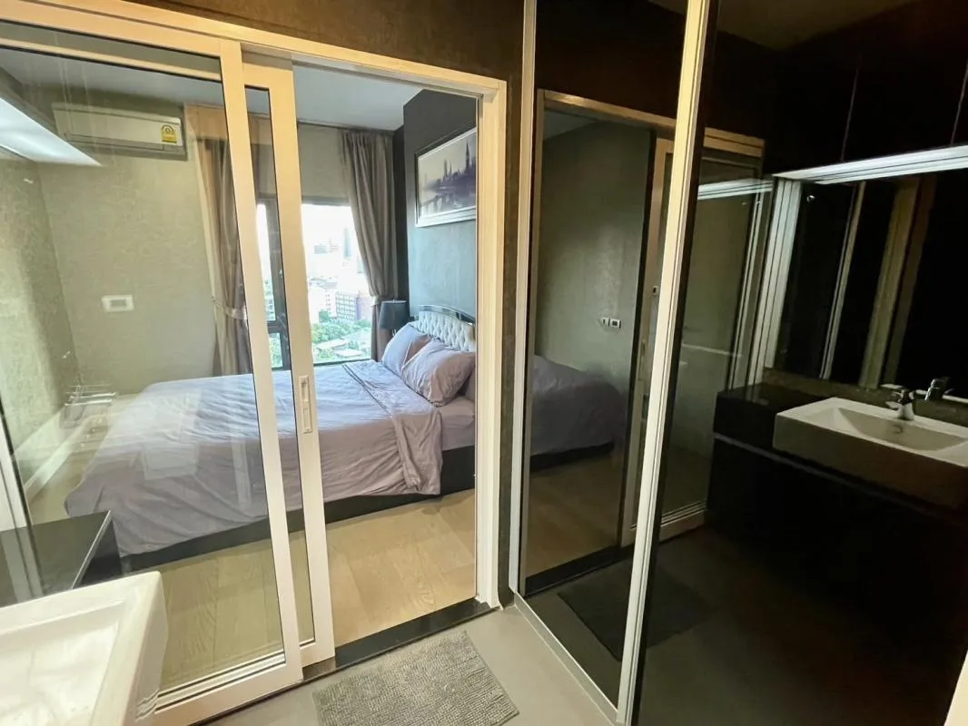 Property photos for The Crest Sukhumvit 34