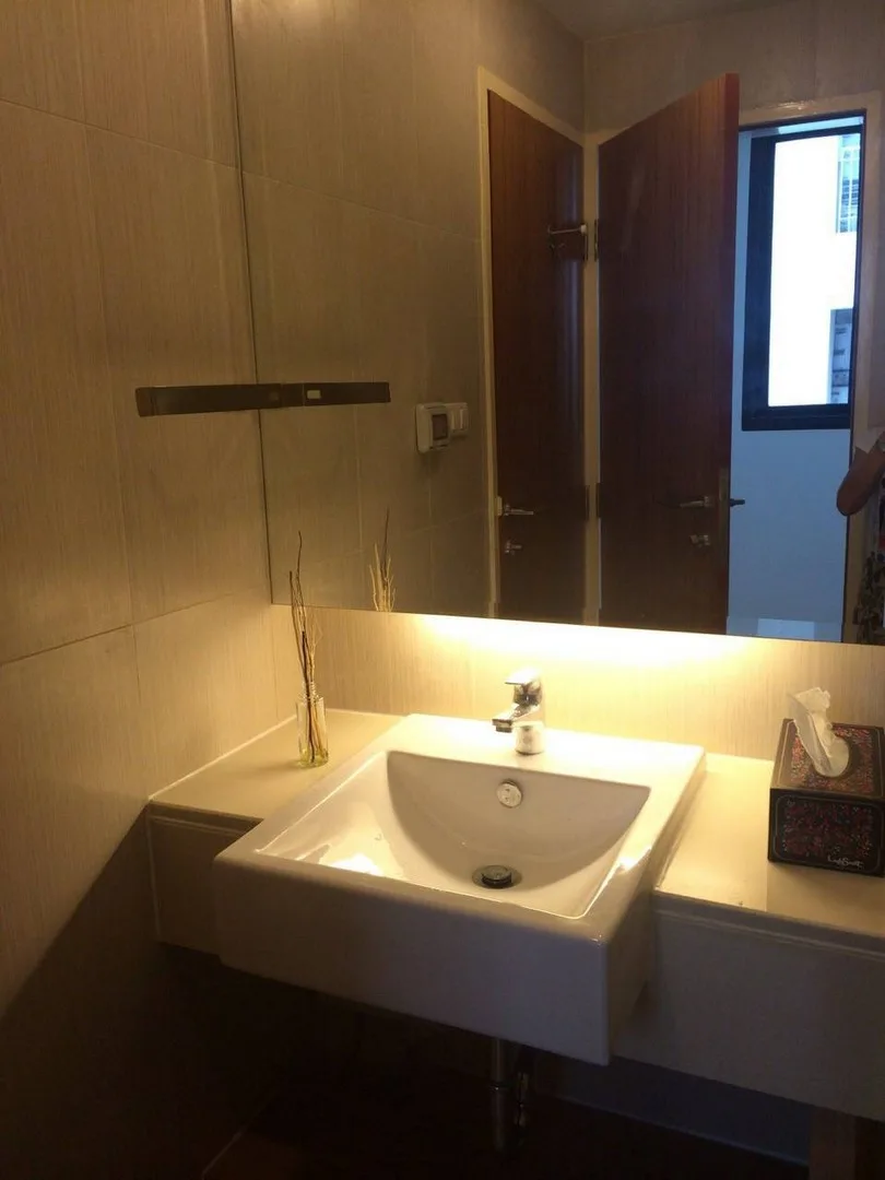 Property photos for Zenith Place Sukhumvit 42