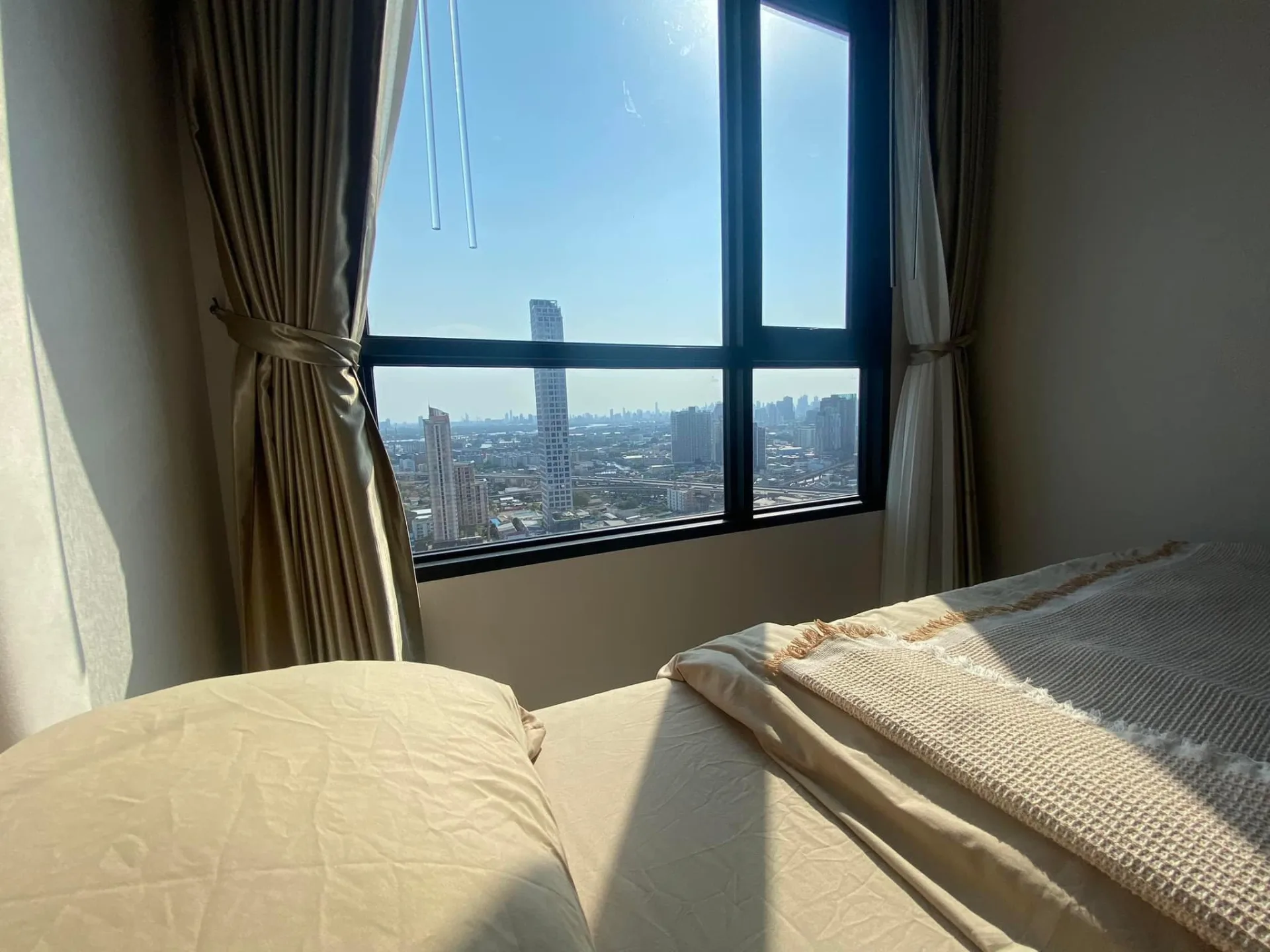 Property photos for Knightsbridge Prime Onnut