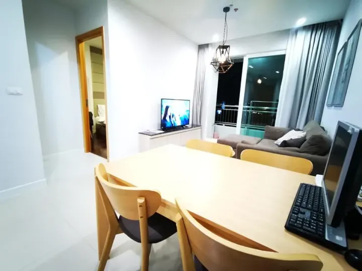Property photos for Circle Condominium
