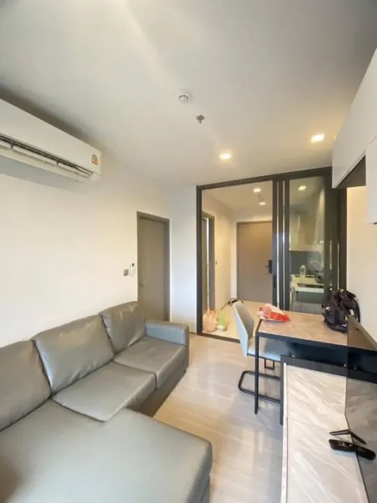 Property photos for Life Asoke Hype