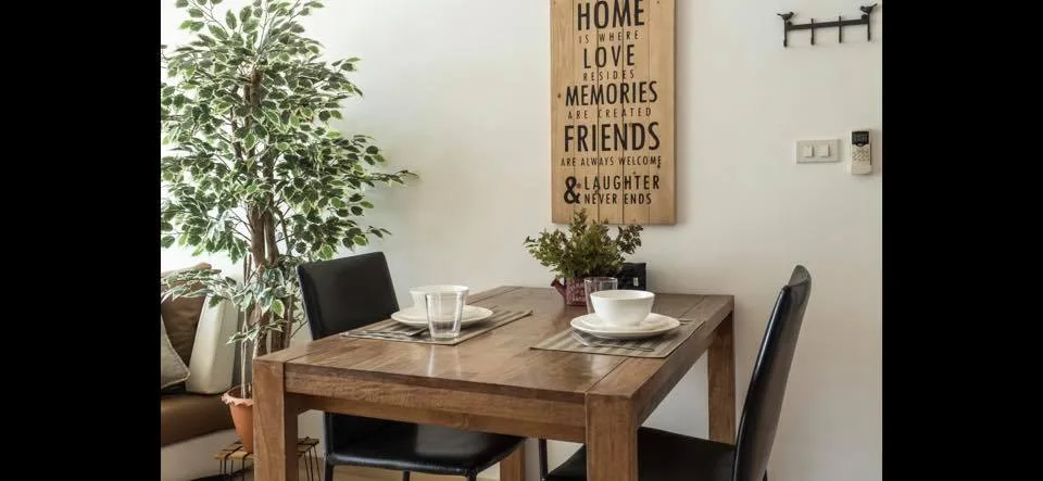 Property photos for Noble Reflex