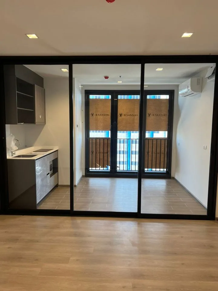 Property photos for THE LINE Phahonyothin Park