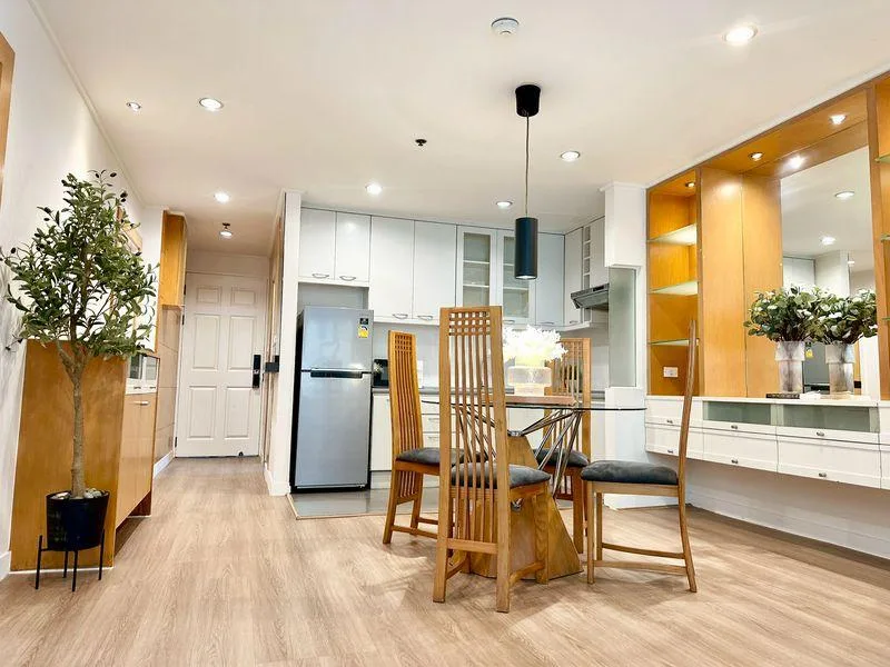 Property photos for The Royal Place 1