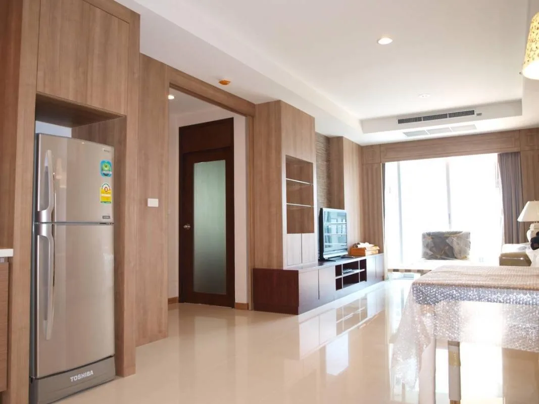 Property photos for The Rajdamri