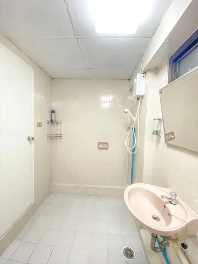 Property photos for Thonglor Tower