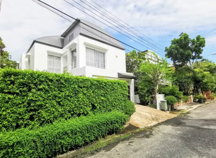 Property photos for Single House Noble Park