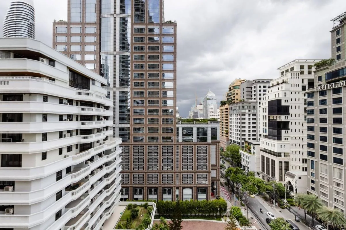 Property photos for Langsuan Ville