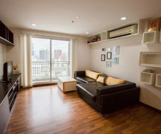 Property photos for Centric Scene Phaholyothin 9