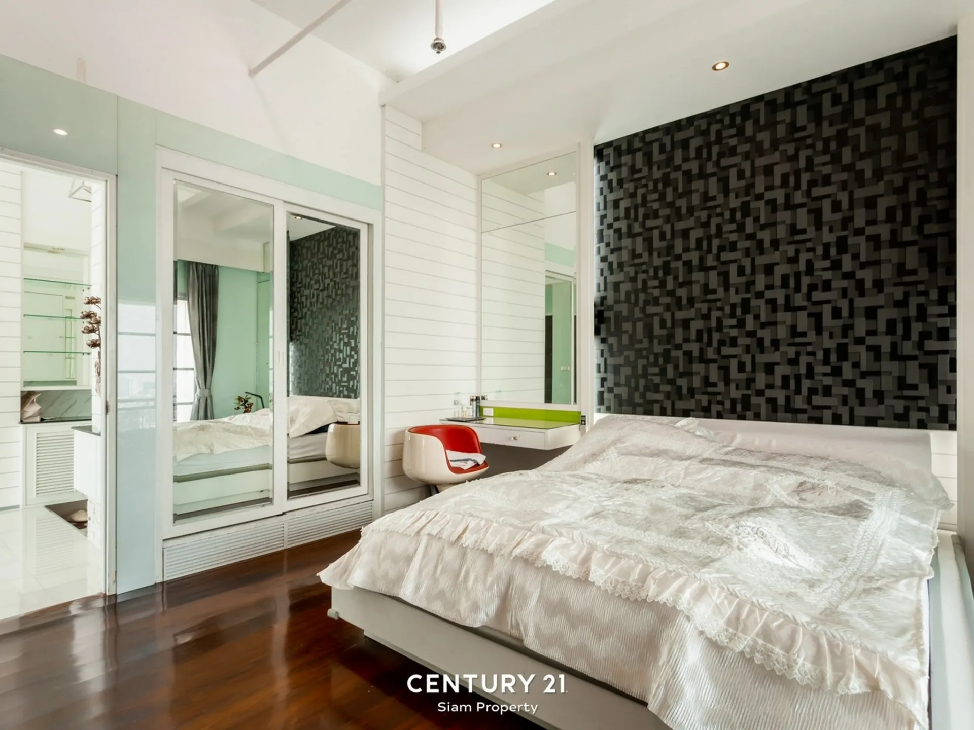 Property photos for Baan Klang Krung Siam - Pathumwan