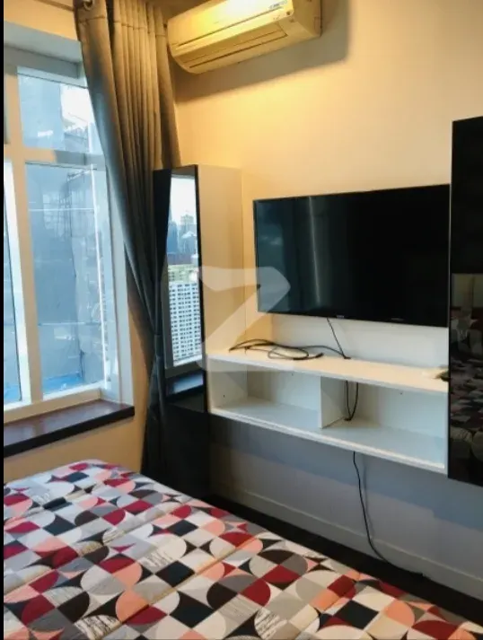 Property photos for Circle Condominium