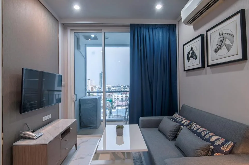 Property photos for Villa Rachatewi