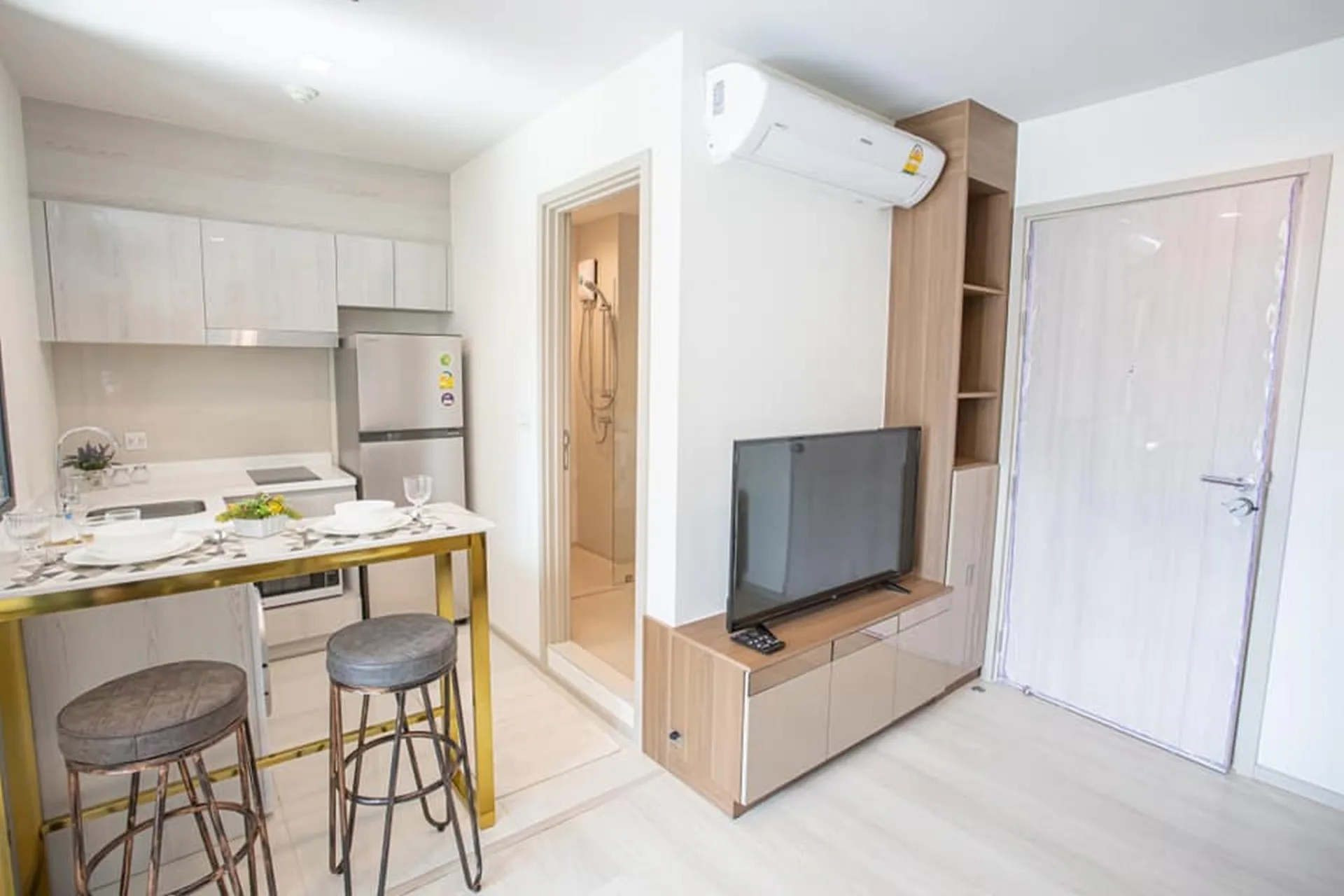 Property photos for Life One Wireless