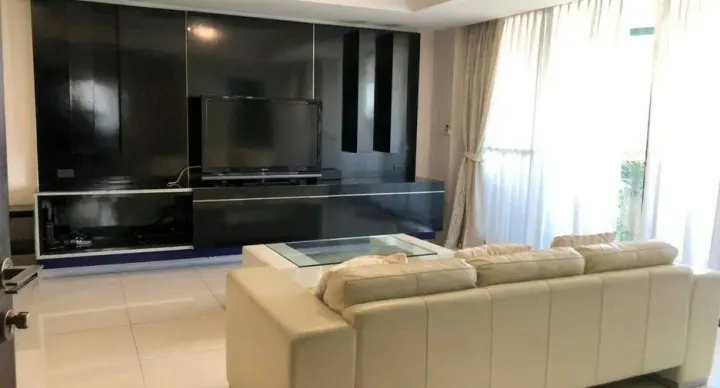 Property photos for Las Colinas