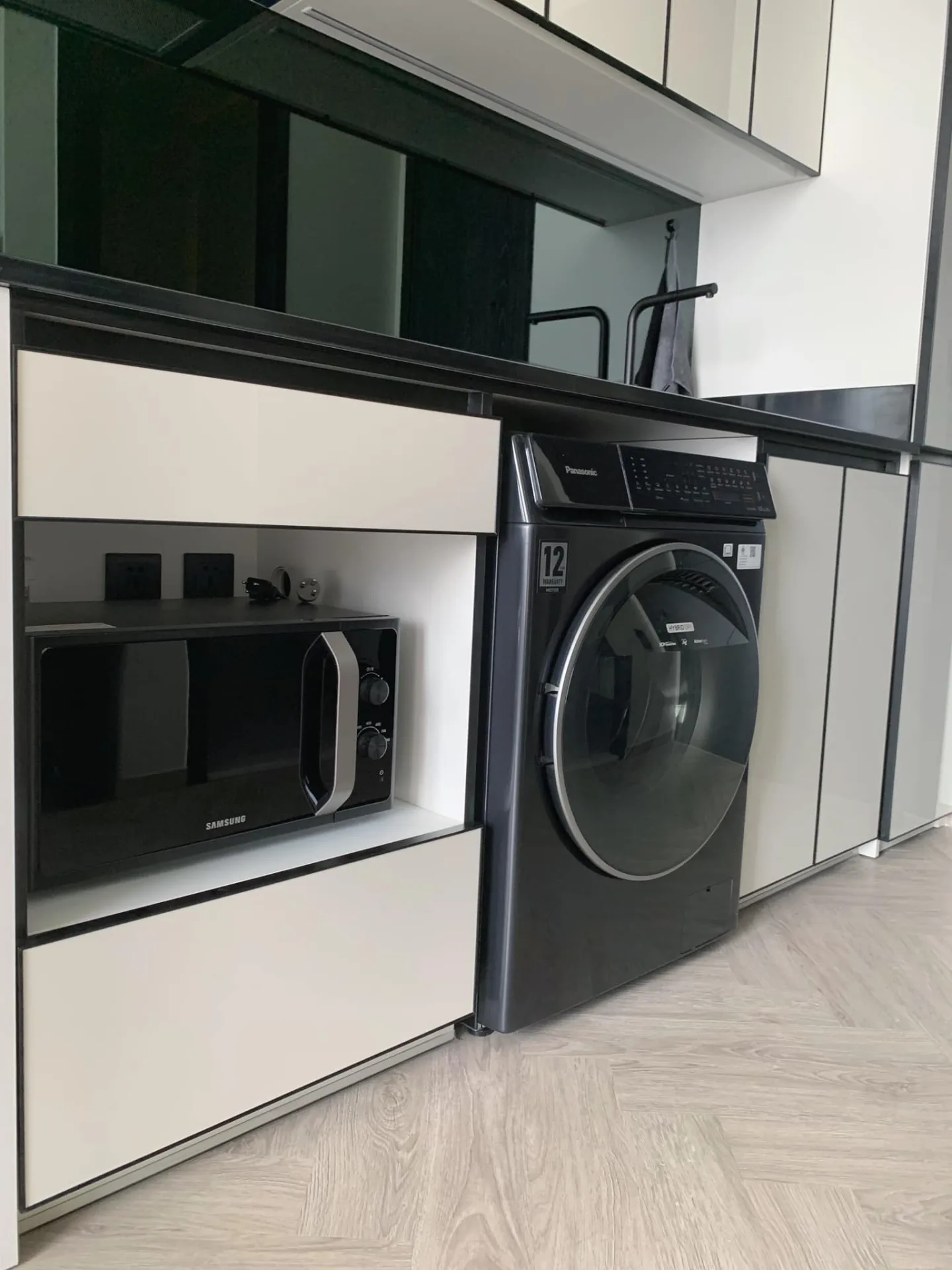 Property photos for Chapter Charoennakhorn-riverside