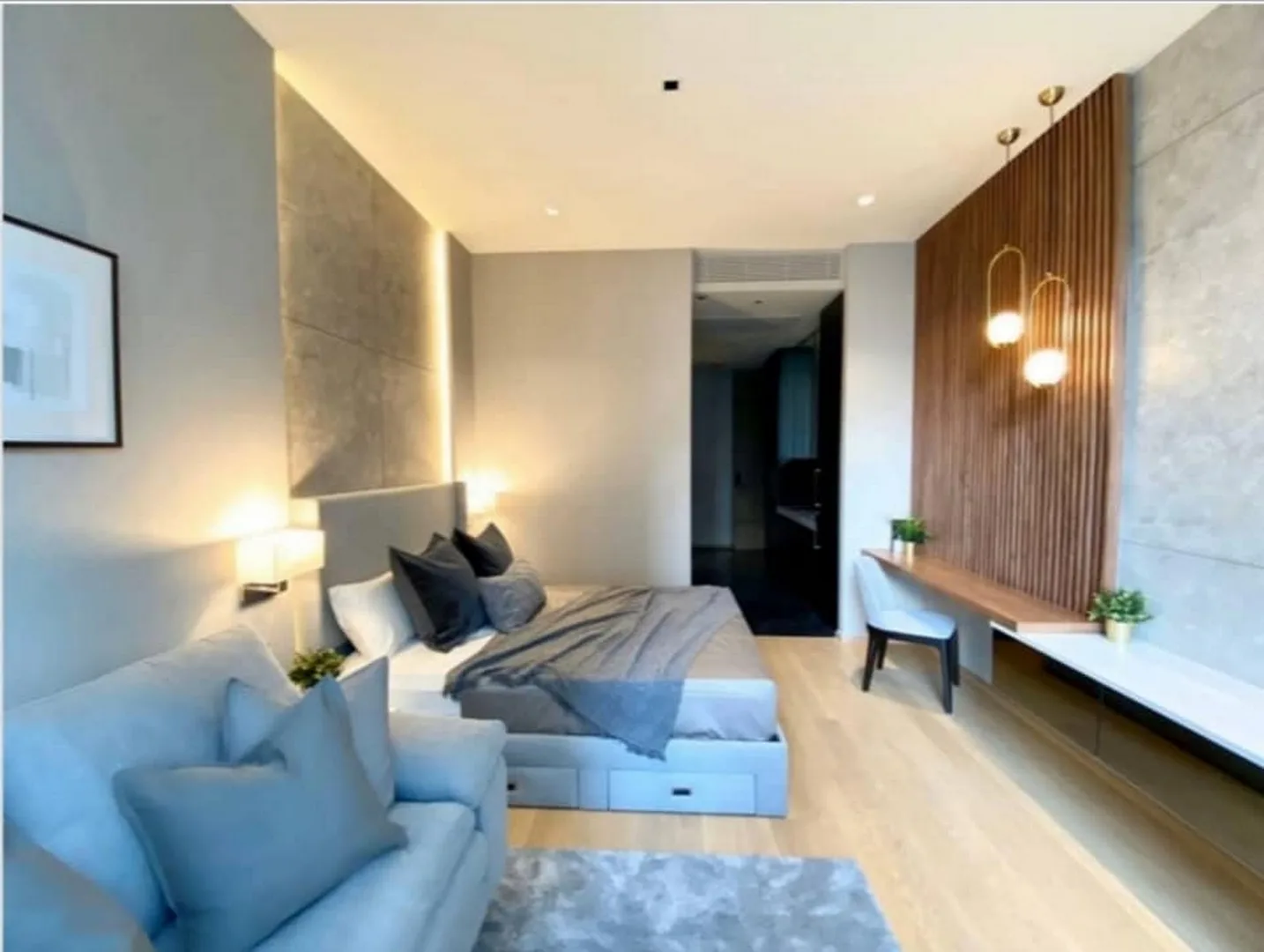 Property photos for 28 Chidlom