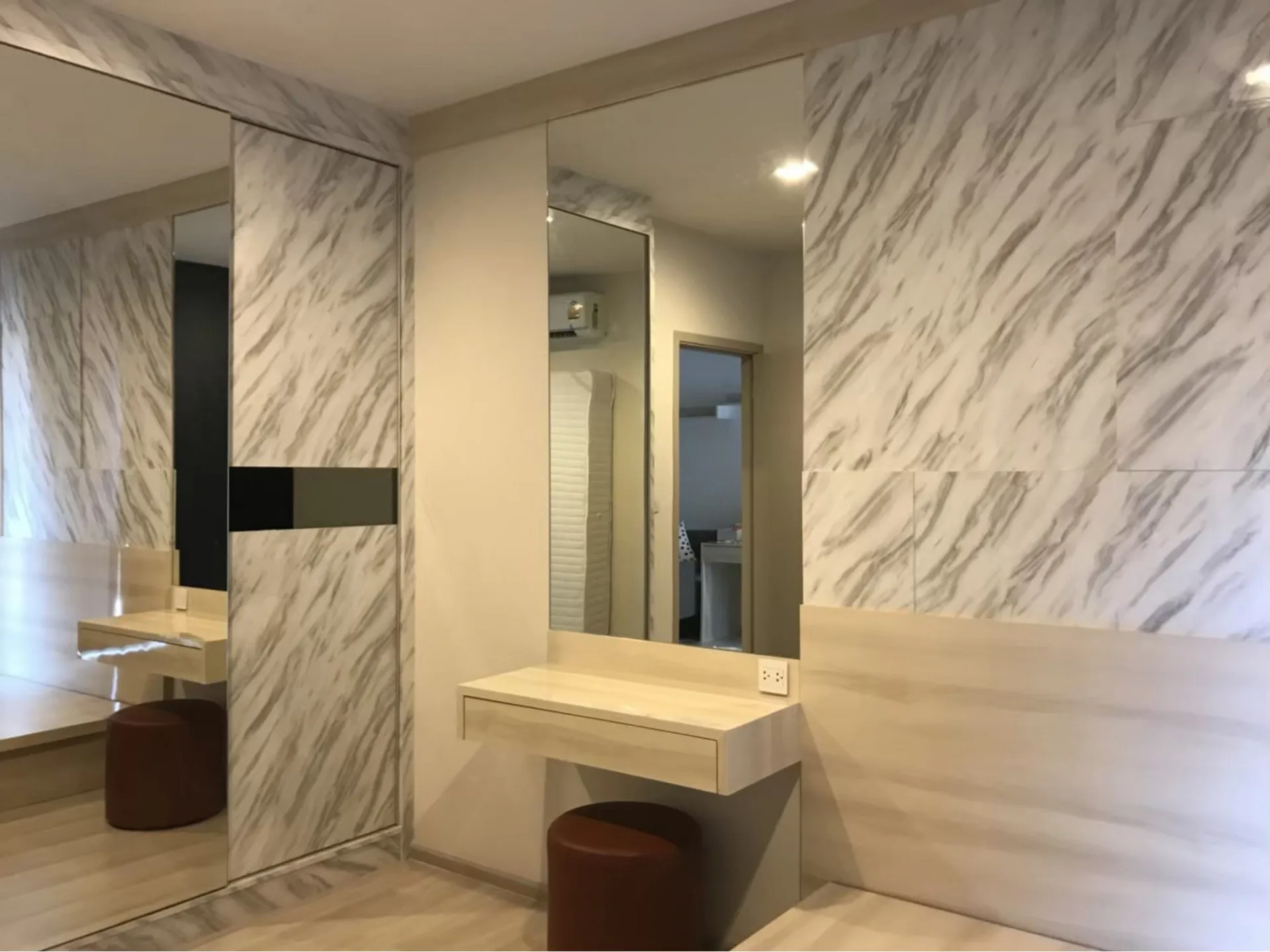 Property photos for Life Sukhumvit 48