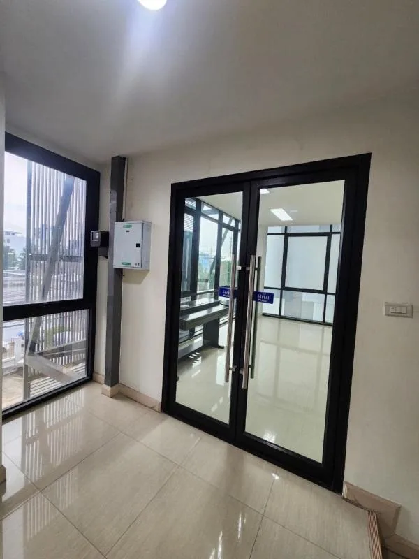 Property photos for Mahatun Building Rama 3