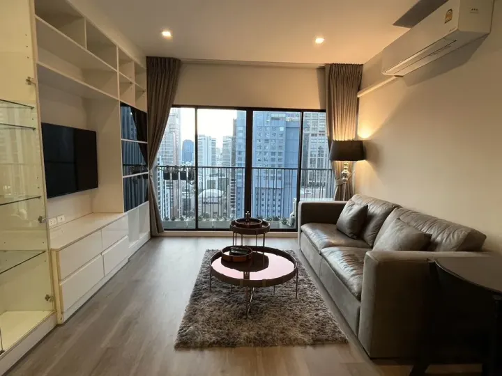 Property photos for Noble Refine