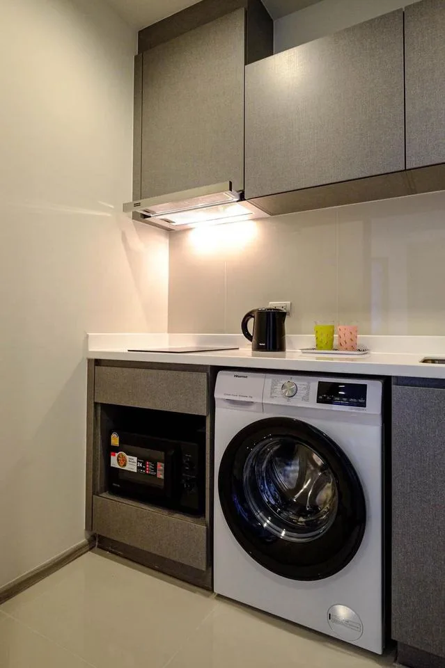 Property photos for Life Asoke Hype