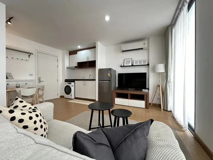 Property photos for 6th Avenue Sukhumvit 15