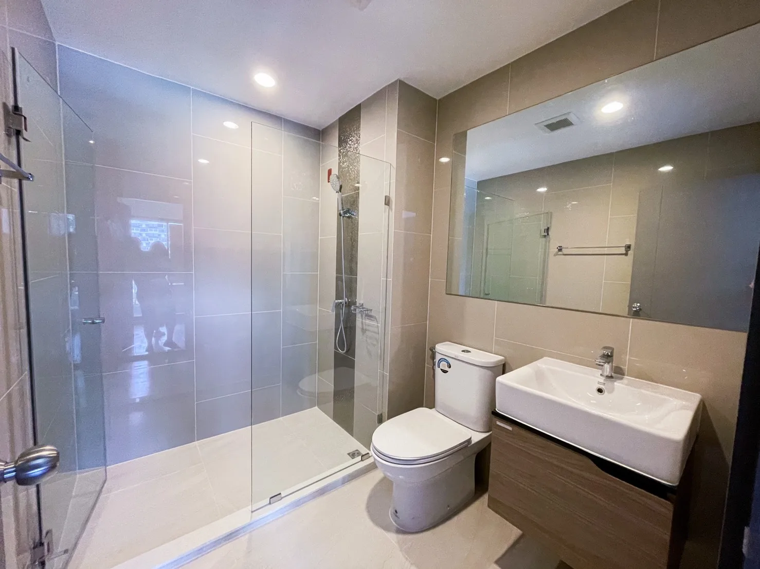 Property photos for Ideo Thaphra Interchange