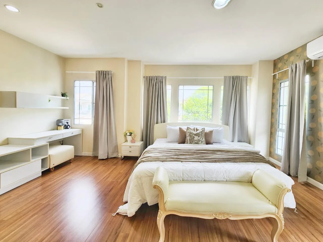 Property photos for Manthana Onnut-wongwaen 2