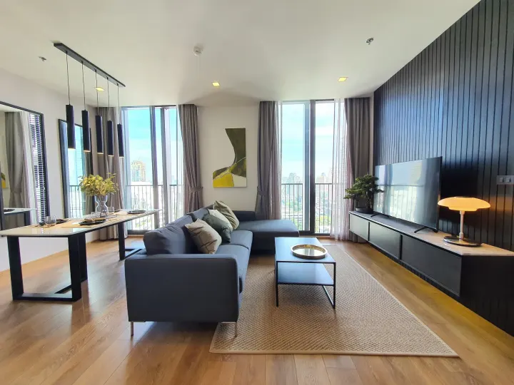 Property photos for Noble BE 33