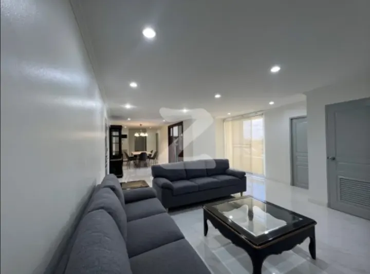 Property photos for 39 Suites