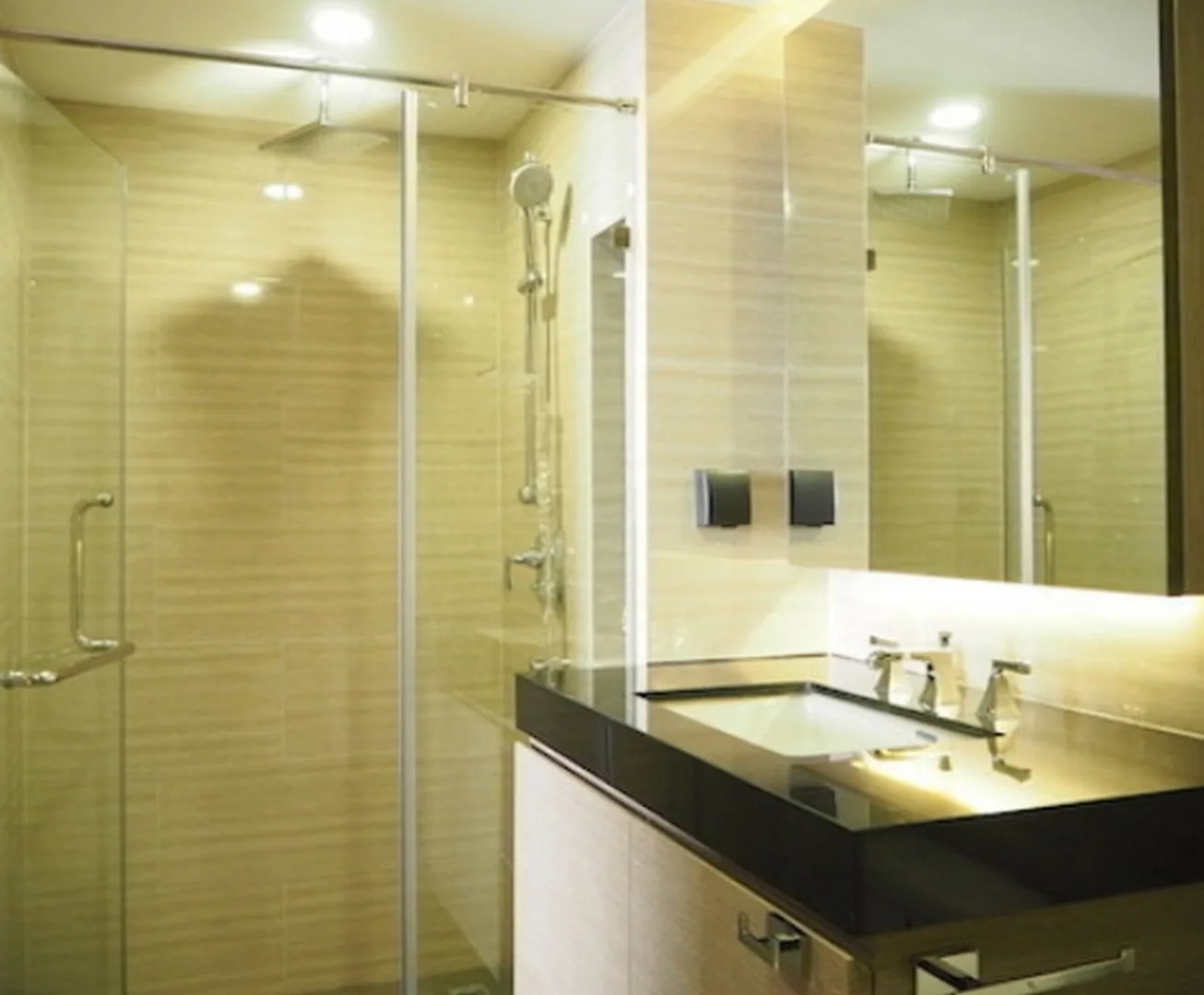 Property photos for Klass Condo Langsuan