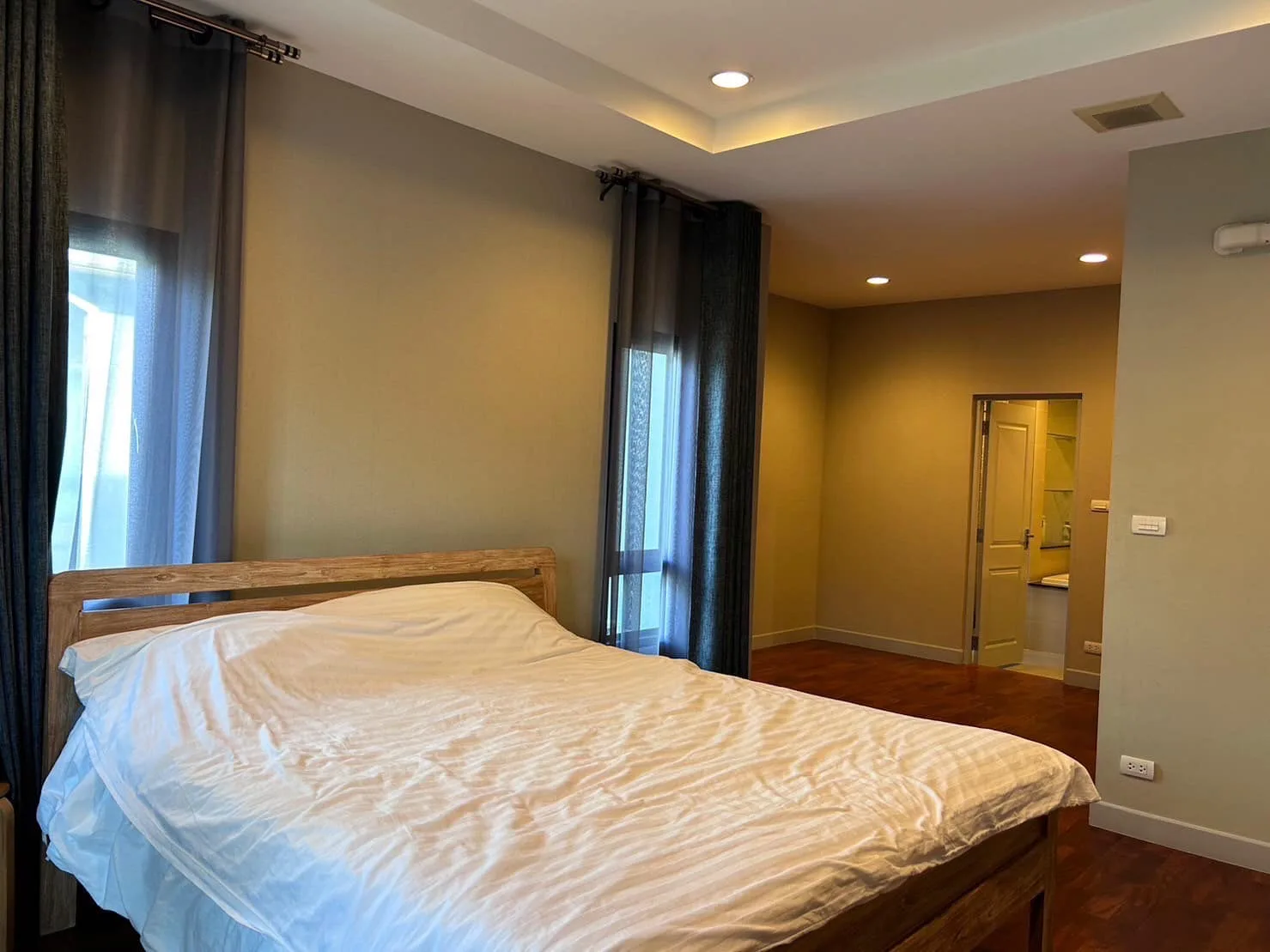 Property photos for Grand Bangkok Boulevard Sathorn