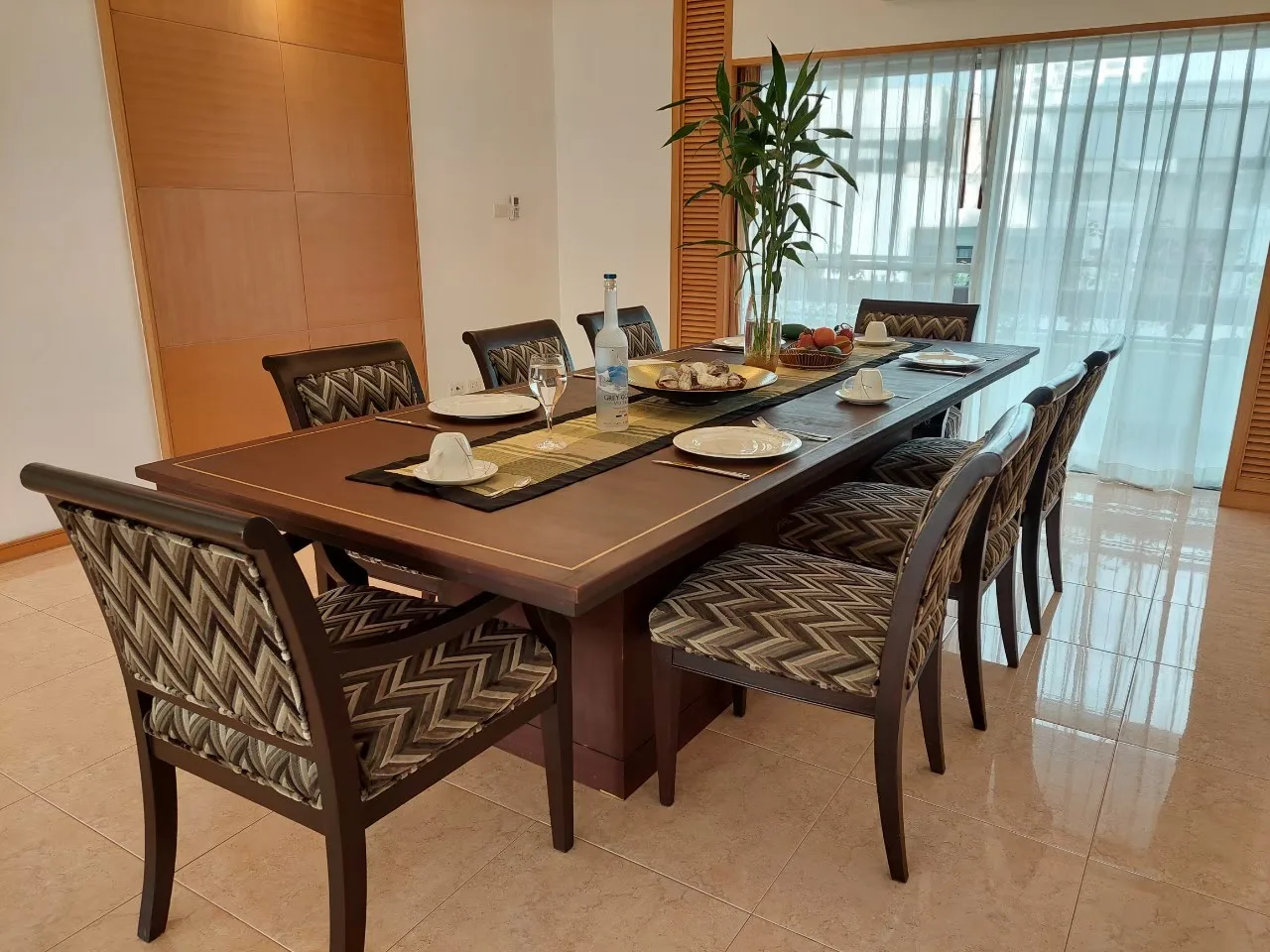 Property photos for Esmeralda Apartments