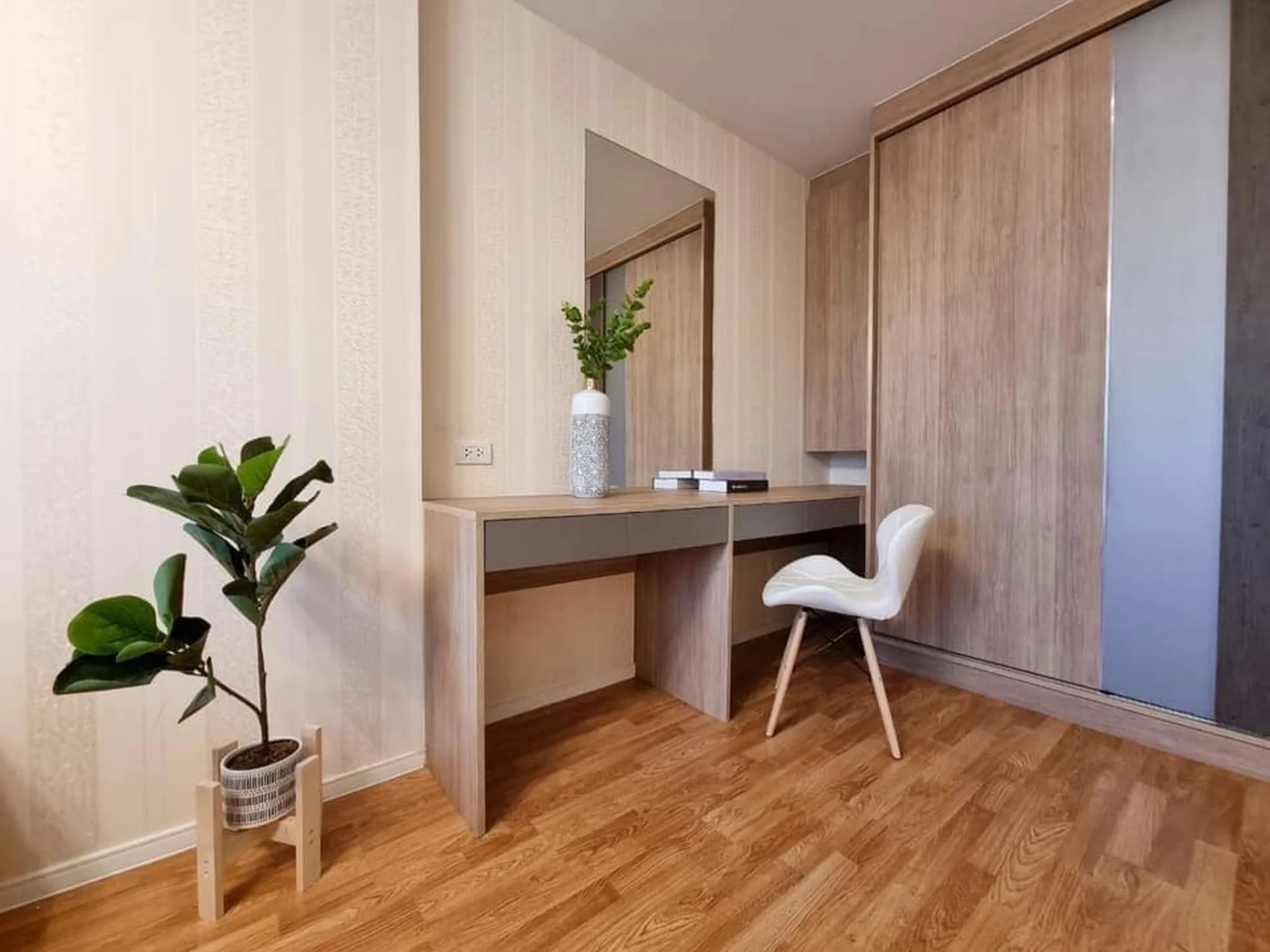 Property photos for Lumpini Ville Sukhumvit 77