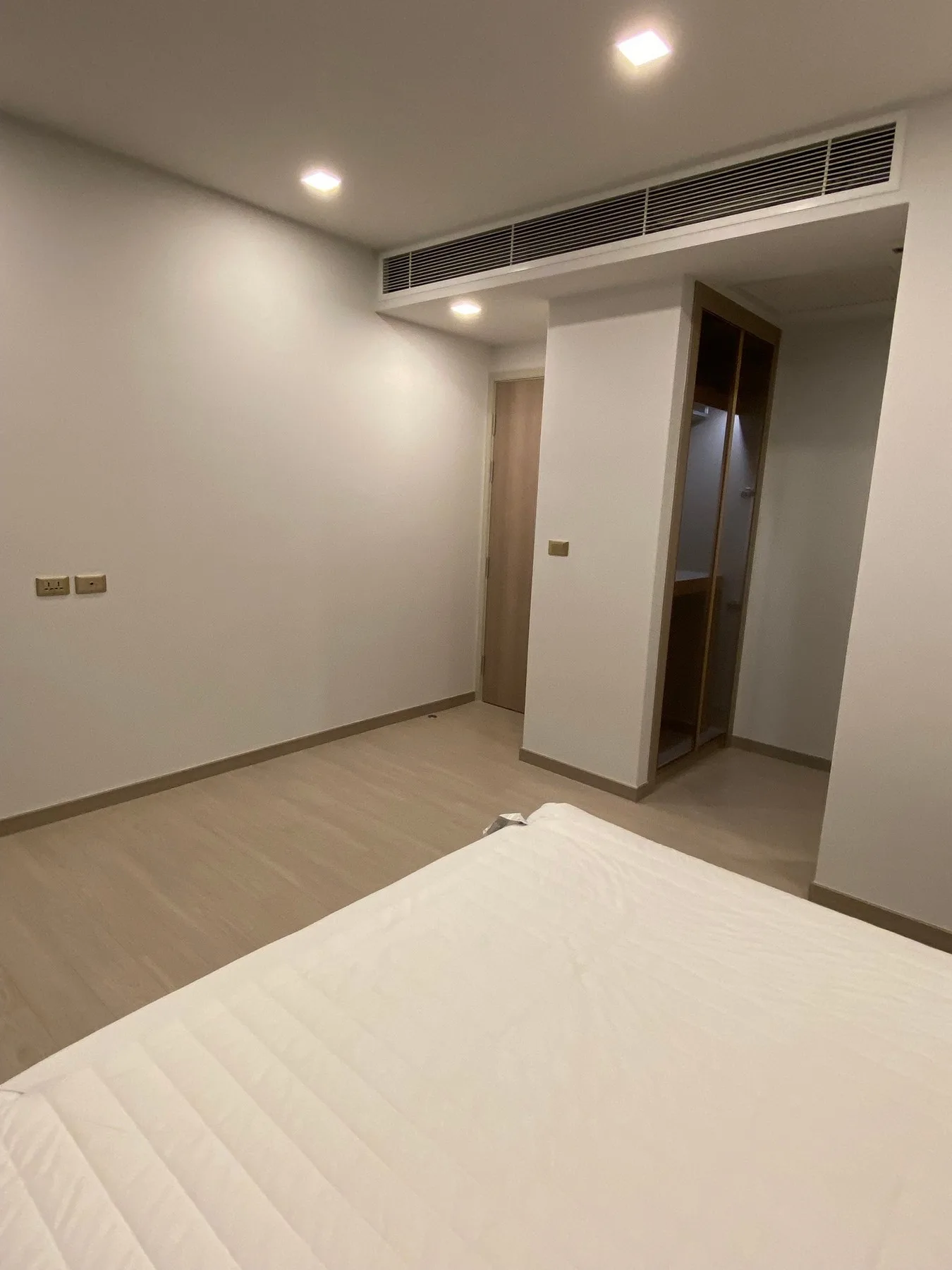 Property photos for One 9 Five Asoke - Rama 9