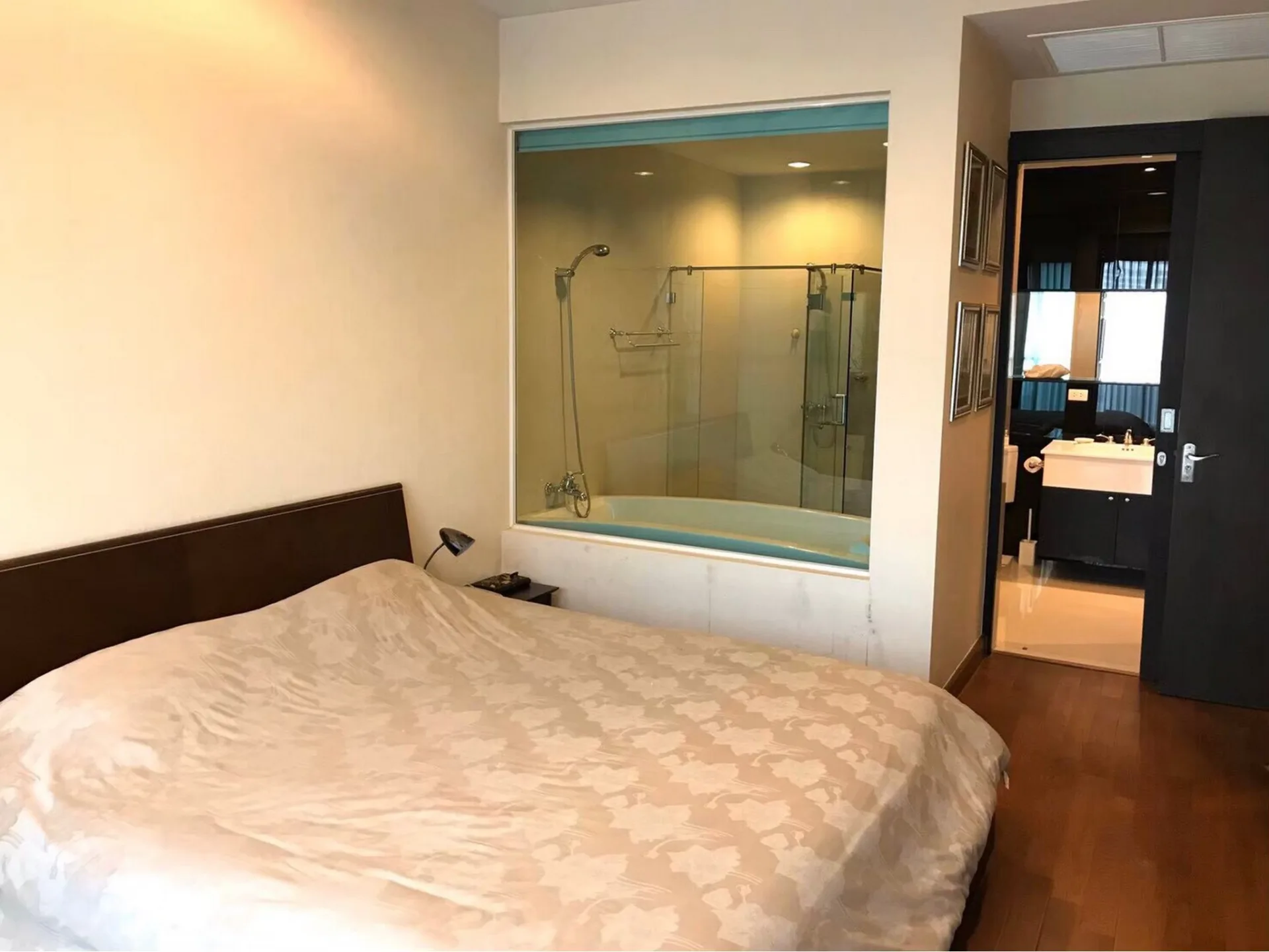Property photos for The Address Chidlom