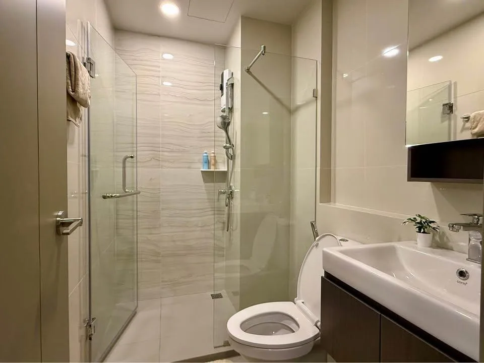 Property photos for Aspire Onnut Station