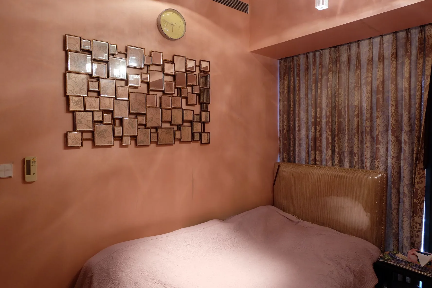 Property photos for The Met