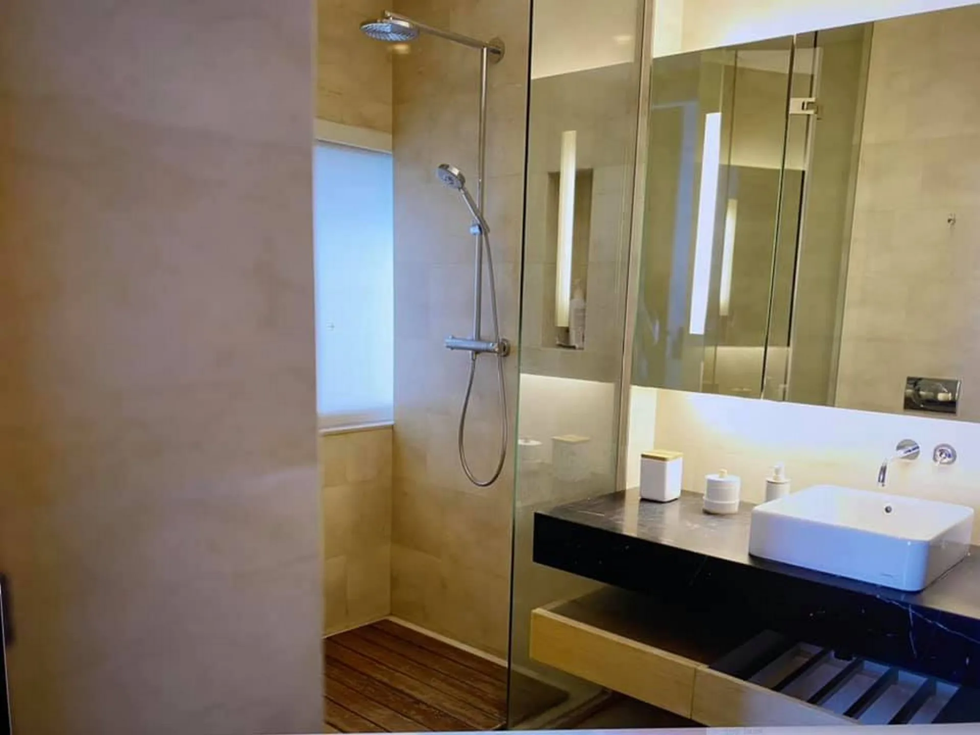 Property photos for Saladaeng Residences